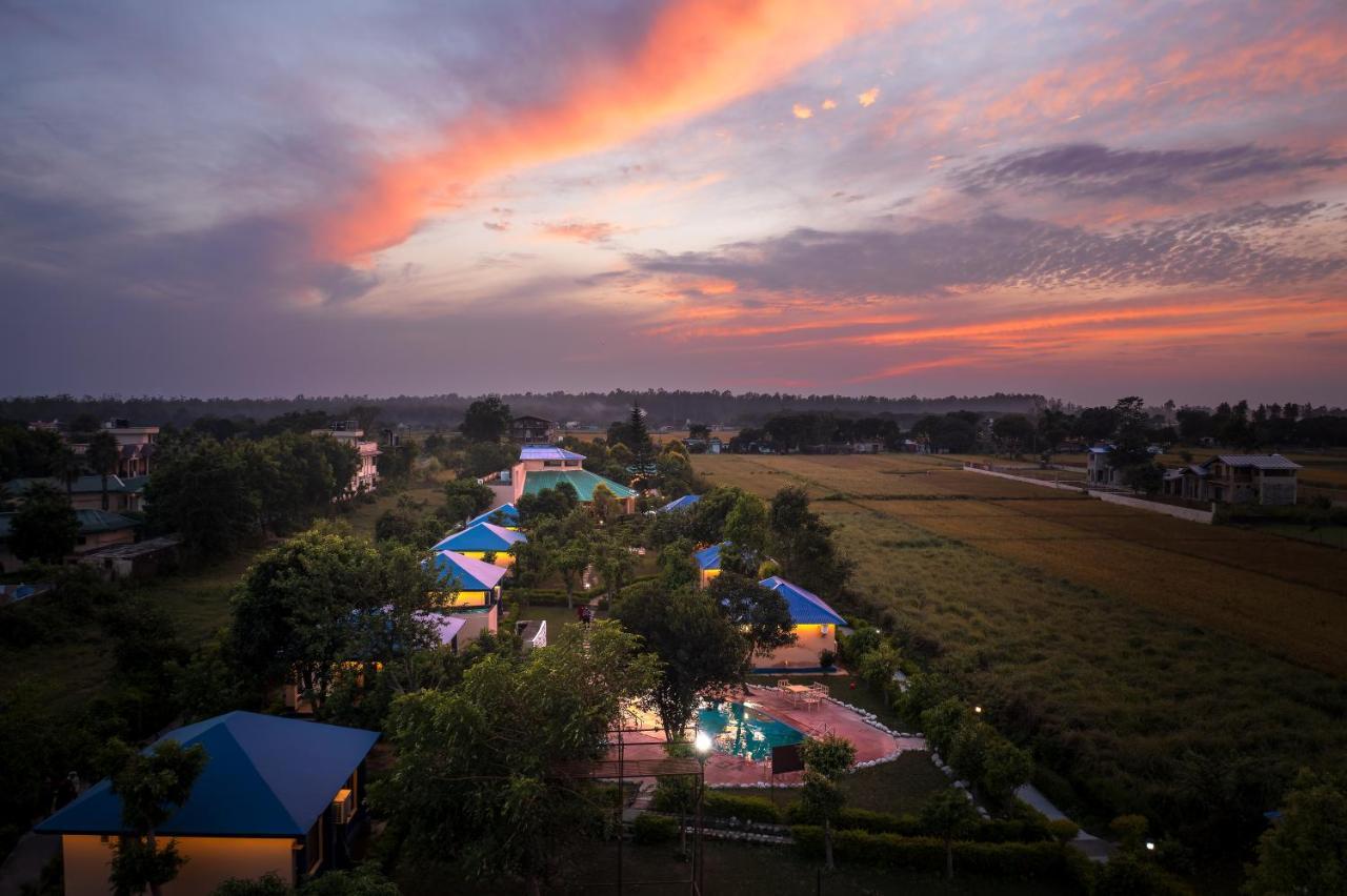 Tusk And Roar Corbett Resort, Jim Corbett Рамнагар Экстерьер фото